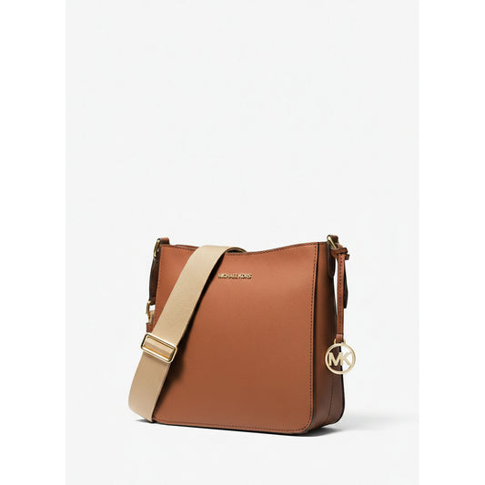 JET SET TRAVEL, Women