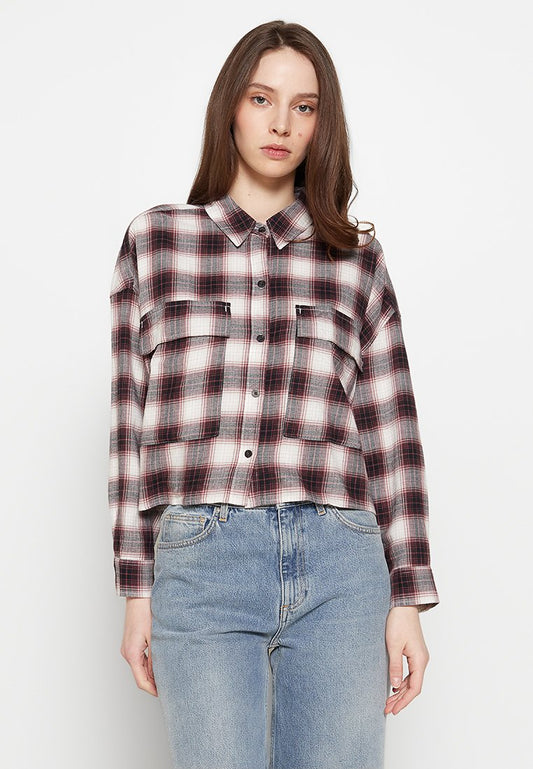 90S SHARKBITE FLANNEL 5CC $55 Women