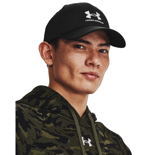 M ESSENTIAL LOW LOCKUP ADJ (1381645-001) Men
