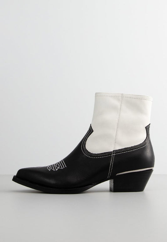 DKNY LUKAS Black (ZZO1MLQ01-Q00) Women