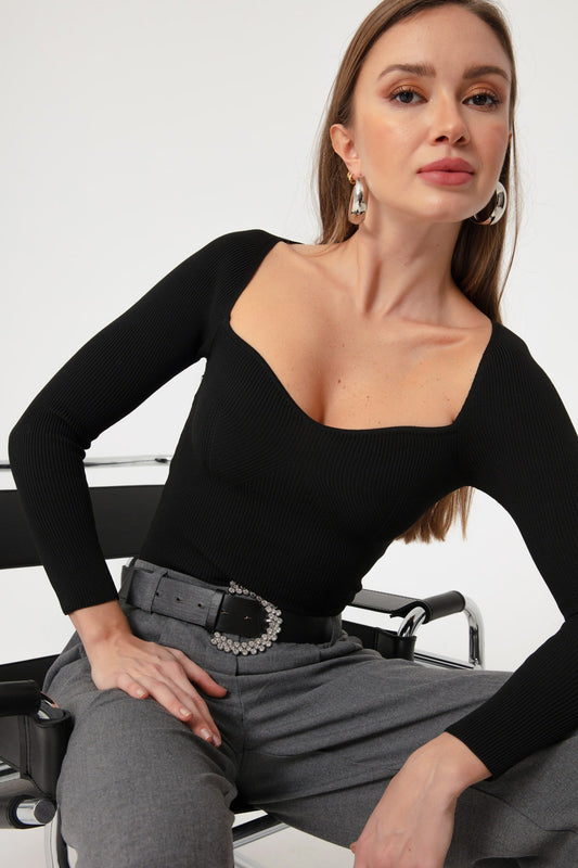 Lafaba Women's Black Sweetheart Neckline Ribbed Knitwear Sweater Women