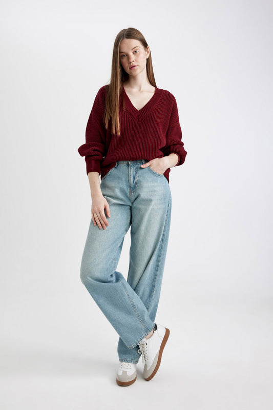DeFacto Burgundy V-Neck Oversize Knitwear Women's Sweater Bordoeaux Women