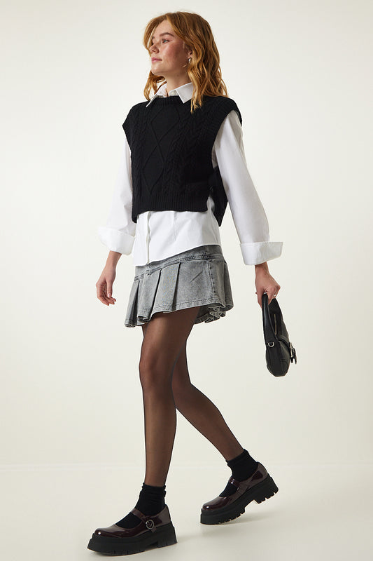 Happiness İstanbul Woman's Black Motif Tie-Up Crop Knit Suede Women