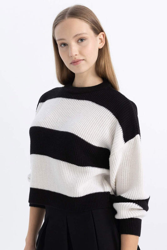 DeFacto Oversized Wide Fit Crew Neck Striped Knitwear Sweater Black Women