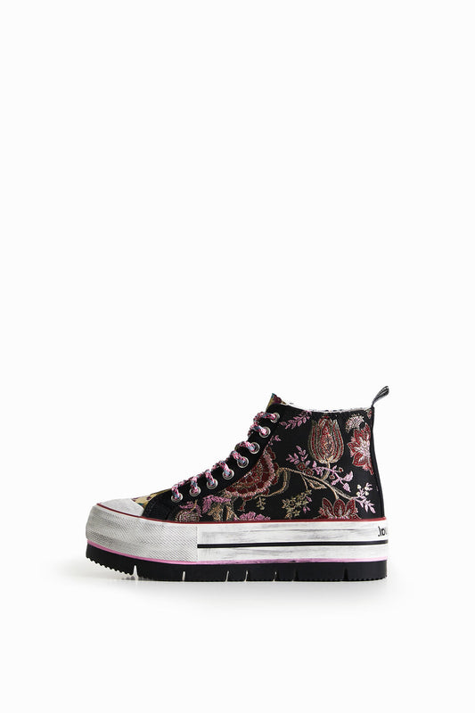 Sneakers Woman Women (22SSKA319019) Women