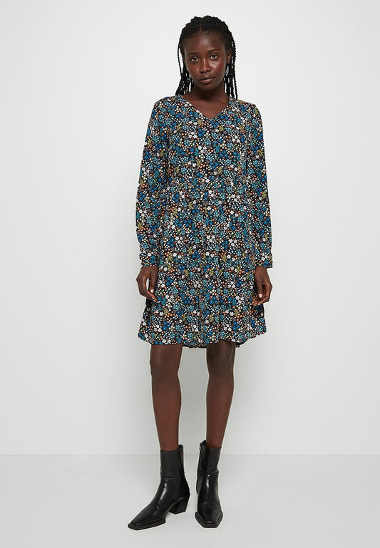 Pieces DRESS FEM WOV PL100 Black (ZZO1T1S01-Q00) Women