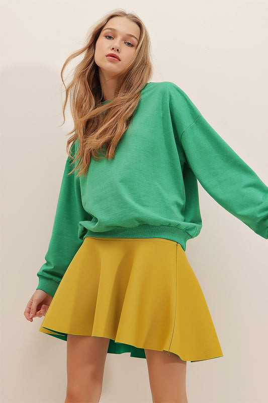 Trend Alaçatı Stili Women's Dark Green Crew Neck Oversize Basic Sweatshirt Women