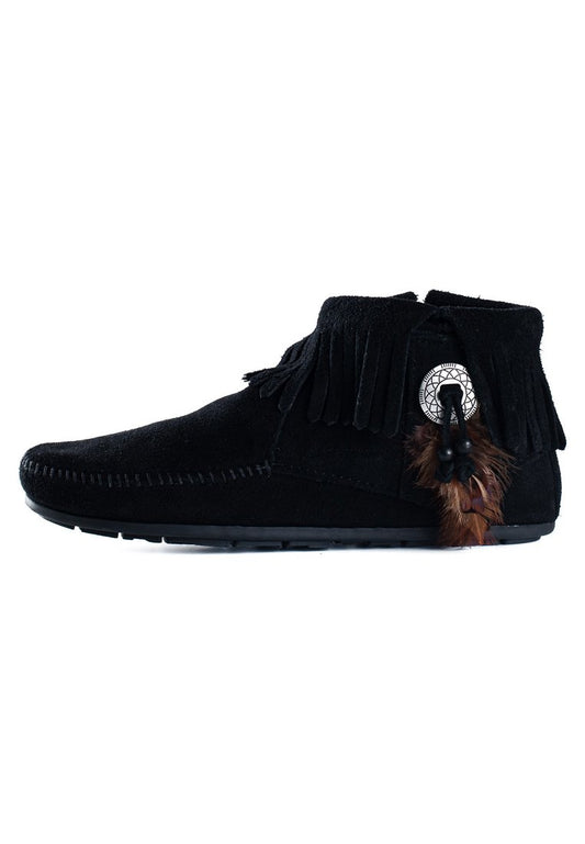 Minnetonka Concho Feather Low Boots Black (MI111N00T-Q11) Women