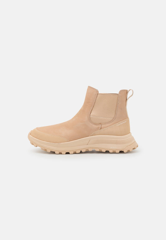Clarks ATLTrekUpWP Beige (CL111N0FX-B11) Women